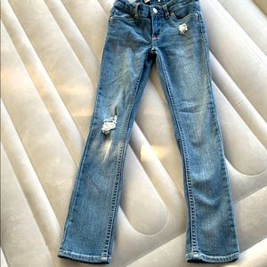 Levi’s 711 Skinny Jean